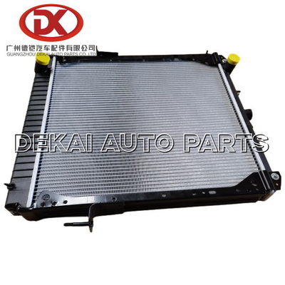 8973710110 Radiatorassemblage Isuzu NPR 4HG1 4HG1T 8 97371011 0
